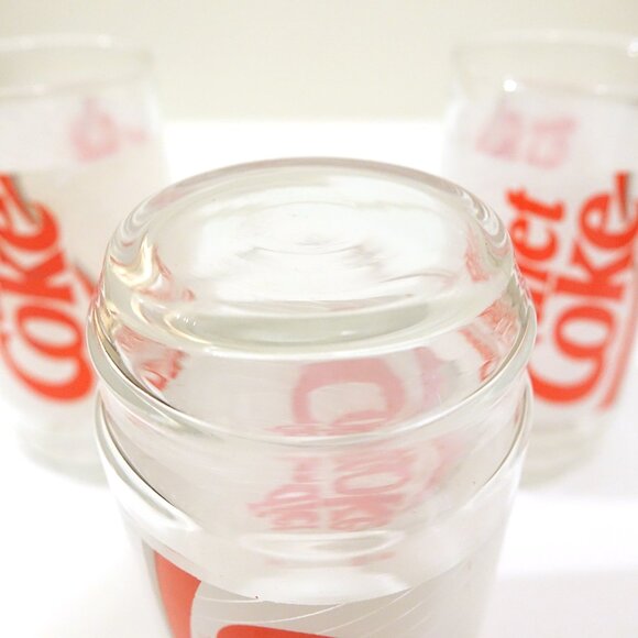 Set of 3 Vintage Diet Coke Glasses - Picture 5 of 6